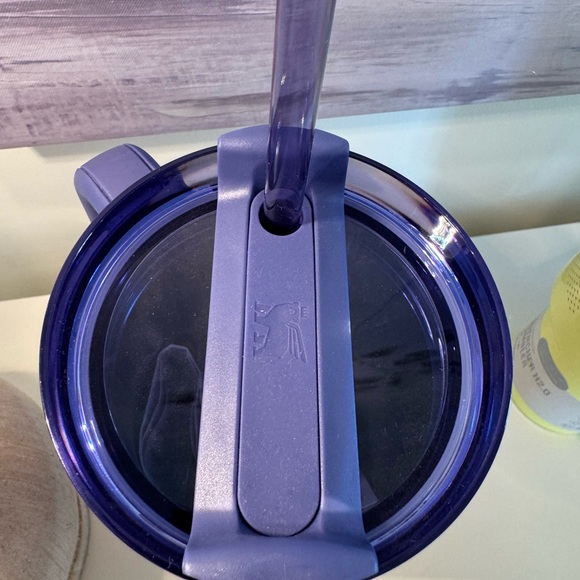 Stanley exclusive Calia 40oz Quencher H2.0 Tumbler Skipper Blue NEW - Picture 3 of 6